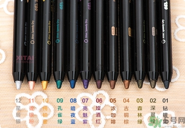 solone眼線筆怎么削？怎么推出來？