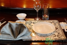 開水燙餐具能消毒嗎？高溫能消毒餐具嗎？