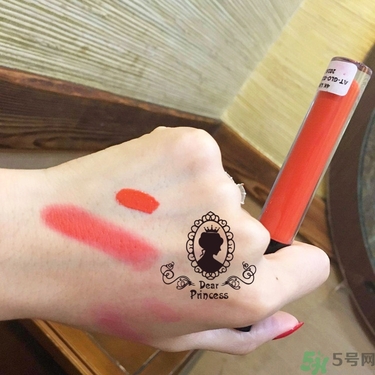 oura歐米拉4K唇釉多少錢？oura歐米拉4K唇釉價格