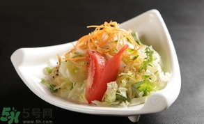 海蜇和葡萄可以一起吃嗎？海蜇和葡萄一起吃好不好？