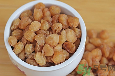 干桂圓一天可以吃幾個(gè)？干桂圓怎么吃最有營(yíng)養(yǎng)？