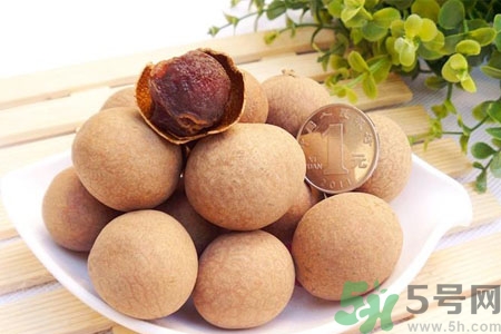 干桂圓一天可以吃幾個(gè)？干桂圓怎么吃最有營(yíng)養(yǎng)？