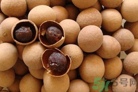 干桂圓怎么吃不上火？吃干桂圓有什么好處？