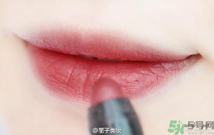 韓孝珠妝怎么化？韓孝珠韓式清新裸妝怎么化？