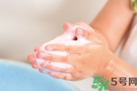 用洗手液洗手好嗎？洗手液和香皂哪個洗手更好？