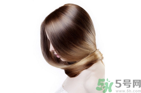 女人掉頭發(fā)很厲害是什么原因？女人掉頭發(fā)厲害吃什么東西好