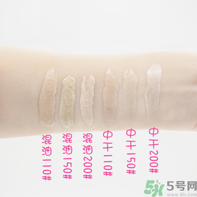 revlon露華濃粉底液怎么樣？露華濃粉底液色號(hào)選擇與試色