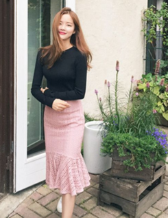 秋季穿裙子怎么搭配？秋季裙子怎么穿好看？