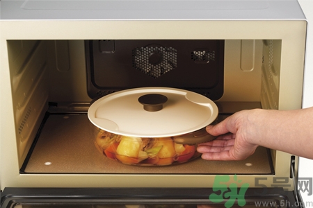 微波爐食品安全嗎？微波爐正確使用的方法是什么？