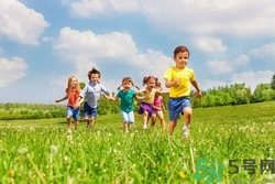 如何讓孩子不哭？孩子不哭正常嗎？