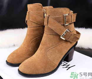 秋天穿什么鞋子百搭？秋天穿什么鞋子好看？