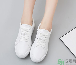 秋天穿什么鞋子百搭？秋天穿什么鞋子好看？