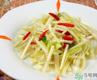 韭黃是怎么長出來的？韭黃是怎么種出來的？