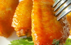 雞翅有點(diǎn)酸還能吃嗎?雞翅變酸了可以吃嗎? 雞翅有點(diǎn)酸還能吃嗎?雞翅變酸了可以吃嗎?