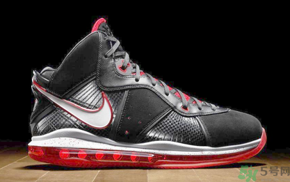 耐克鞋子開(kāi)膠怎么辦？耐克鞋子脫膠怎么處理？