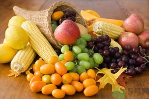 葡萄和蘋果可以一起吃嗎？葡萄和蘋果可以一起榨汁嗎？