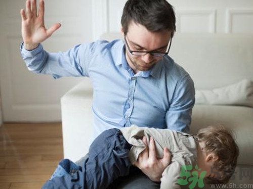 打罵孩子是犯罪行為嗎？打罵孩子對孩子的影響