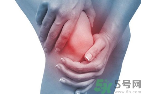 來月經(jīng)前膝蓋疼怎么回事？月經(jīng)膝蓋疼怎么辦？