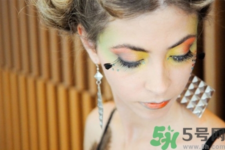 10月打耳洞好嗎？什么時候打耳洞最好？