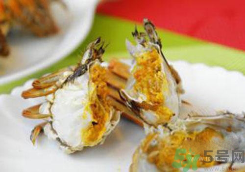 大閘蟹蒸多長時間？沒熟的大閘蟹可以吃嗎？