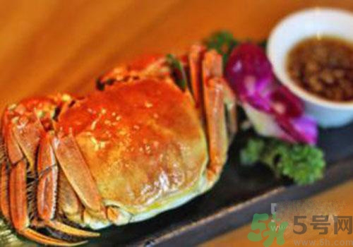 大閘蟹蒸多長時間？沒熟的大閘蟹可以吃嗎？