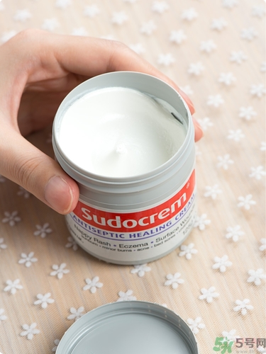 Sudocrem屁屁霜怎么用？sudocrem屁屁霜初生寶寶能用嗎？