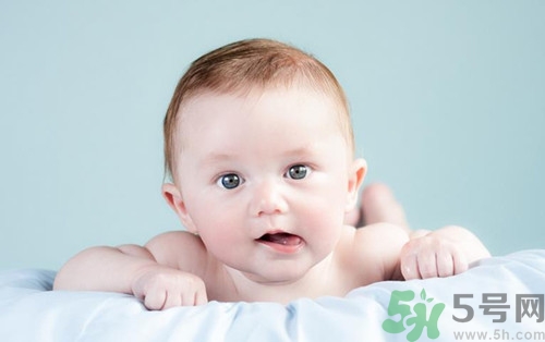 人工和試管區(qū)別在哪里？試管嬰兒的利與弊