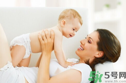 試管嬰兒要多少錢？做試管嬰兒痛苦嗎