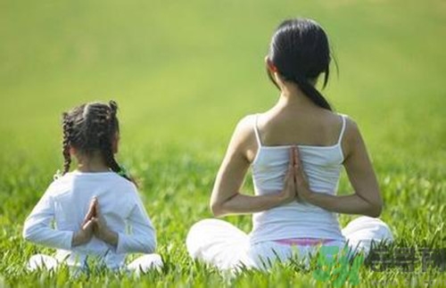 親子瑜伽是什么？親子瑜伽有什么好處？