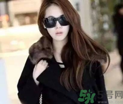 皮膚不白的人染什么顏色的頭發(fā)？頭發(fā)顏色怎么選擇？