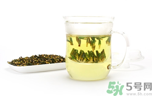 新鮮蓮子心可以泡水喝嗎?新鮮蓮子心泡水喝的功效 新鮮蓮子心可以泡水喝嗎?新鮮蓮子心泡水喝的功效