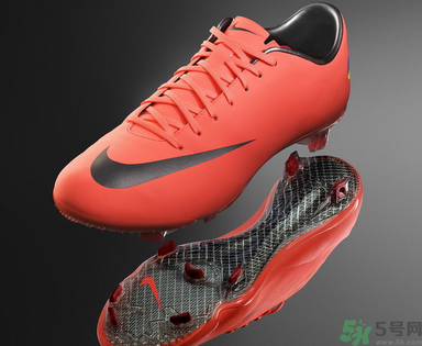 耐克鞋子可以水洗嗎？耐克運(yùn)動(dòng)鞋可以水洗嗎？