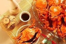 螃蟹吃了身上發(fā)紅怎么回事？螃蟹吃了長紅點(diǎn)怎么辦？