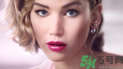 口紅怎么選適合自己的？口紅怎么涂好看？