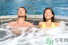 早上泡溫泉好嗎？一天什么時(shí)間泡溫泉最好？