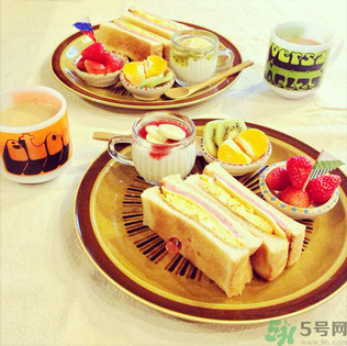 上班族早餐適合吃什么?上班族早餐怎么快捷？