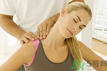 脖子疼可以針灸嗎？脖子疼針灸有用嗎？