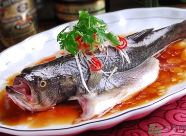鱸魚蒸多長時(shí)間？鱸魚怎么蒸？