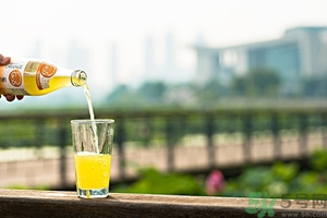 蘇打水可以喝嗎？小蘇打能吃嗎？