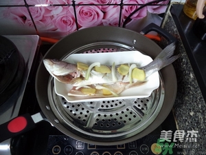鱸魚蒸多長時(shí)間？鱸魚怎么蒸？