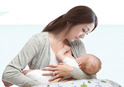 母乳喂養(yǎng)多久喂一次？母乳喂養(yǎng)注意事項(xiàng)