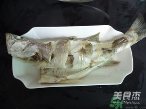 鱸魚蒸多長時(shí)間？鱸魚怎么蒸？