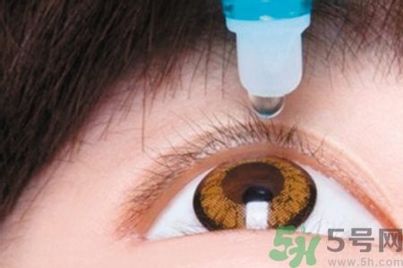 眼睛干澀是什么原因？眼睛干澀用什么眼藥水？