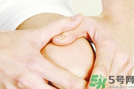膝蓋腫痛怎么回事？膝蓋腫痛怎么辦？
