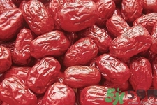 冬棗和紅棗的營養(yǎng)價值哪個高？冬棗和紅棗哪個熱量高？