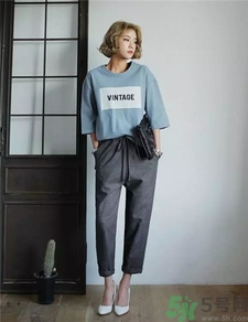 衛(wèi)衣配什么褲子好看?衛(wèi)衣搭配牛仔褲好看嗎? 衛(wèi)衣配什么褲子好看?衛(wèi)衣搭配牛仔褲好看嗎?