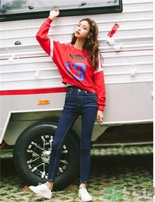 衛(wèi)衣配什么褲子好看?衛(wèi)衣搭配牛仔褲好看嗎? 衛(wèi)衣配什么褲子好看?衛(wèi)衣搭配牛仔褲好看嗎?