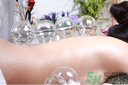 肩膀酸痛可以拔火罐嗎？孕婦肩膀酸痛能拔火罐嗎？