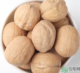 干核桃可以保存多久？干核桃能放多久？