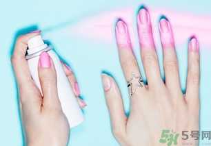 秋天涂什么顏色指甲油好看?秋天涂什么樣的指甲油?